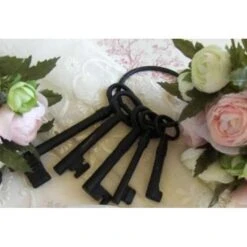 ESSCHERT DESIGN Sleutelbos Met Vijf Sleutels -Esschert Design sleutelbos gietijzer 1484053974 2 600